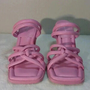 Circus ny Savanna strappy sandal